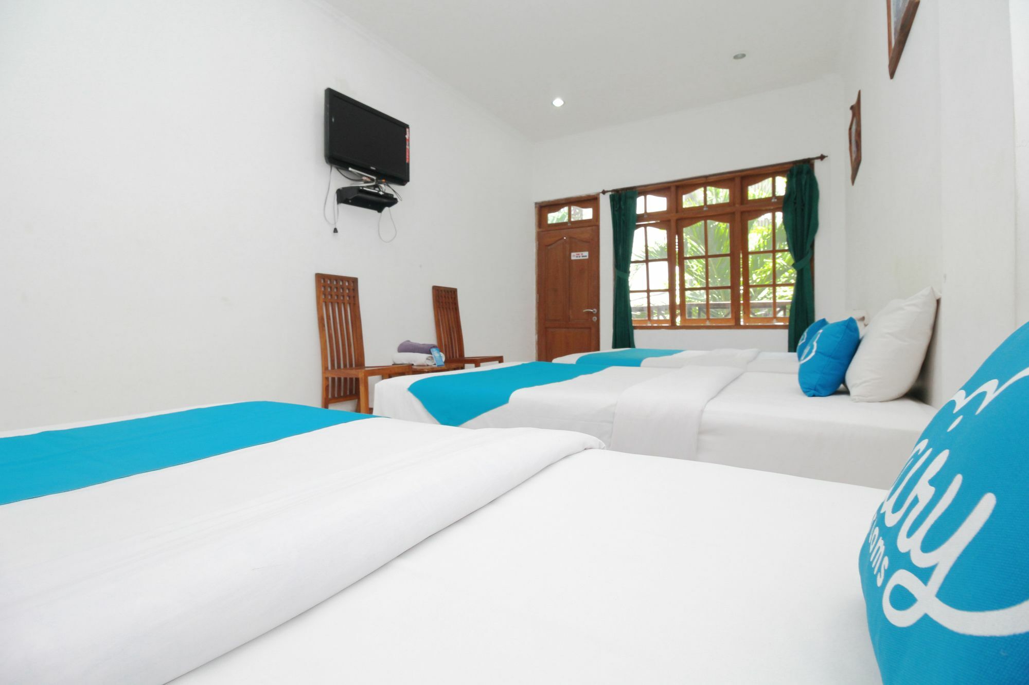 Airy Kartika Plaza Gang Melati 1 Bali Hotel Kuta Lombok Exterior foto